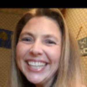 Meet your Posher, Casey